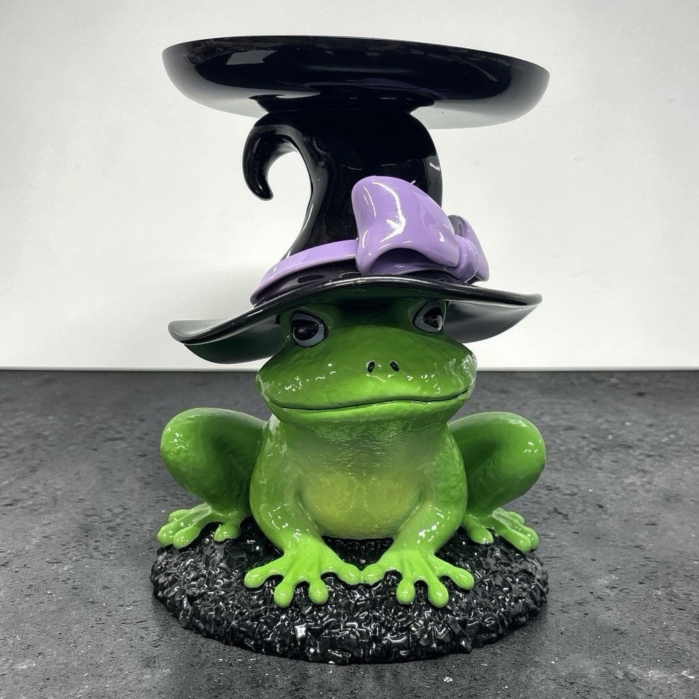 Bath & Body Works Magical Frog Witch Hat 3-Wick Candle Holder Pedestal 2025‎ NEW